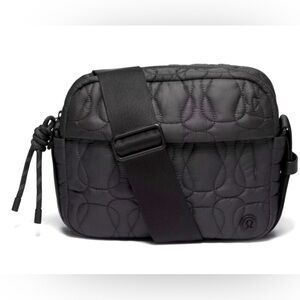 Lululemon Bag - Embrace Quilted Crossbody Bag black